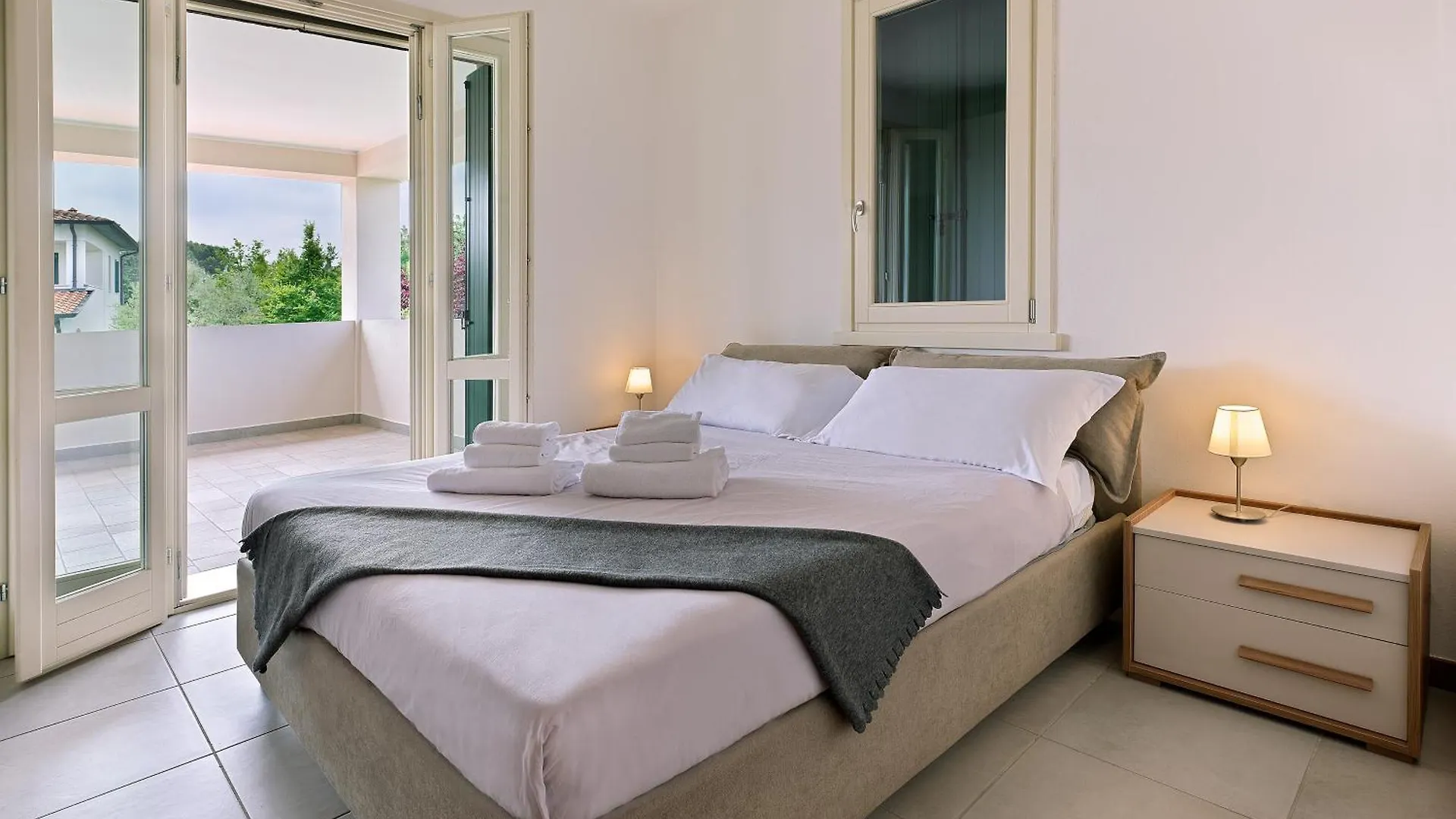 Residence Fiore Rosso Sirmione
