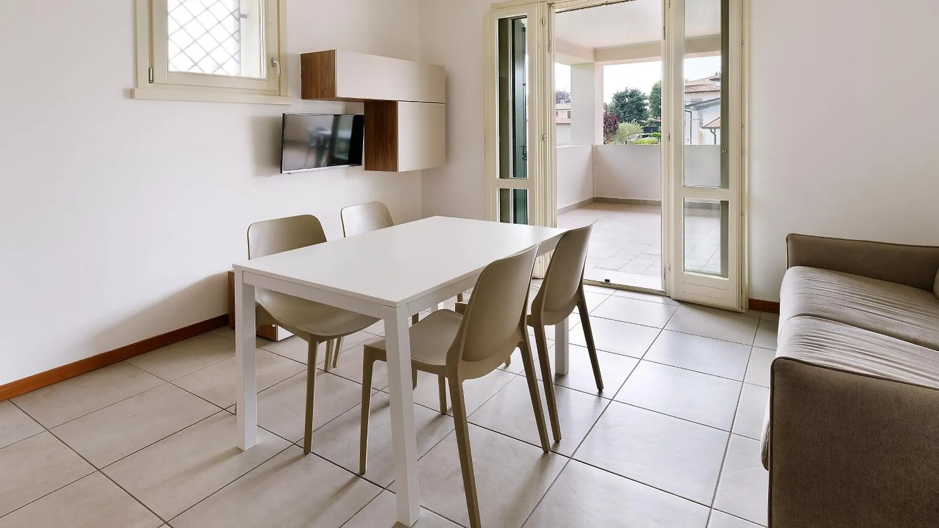 Residence Fiore Rosso Sirmione