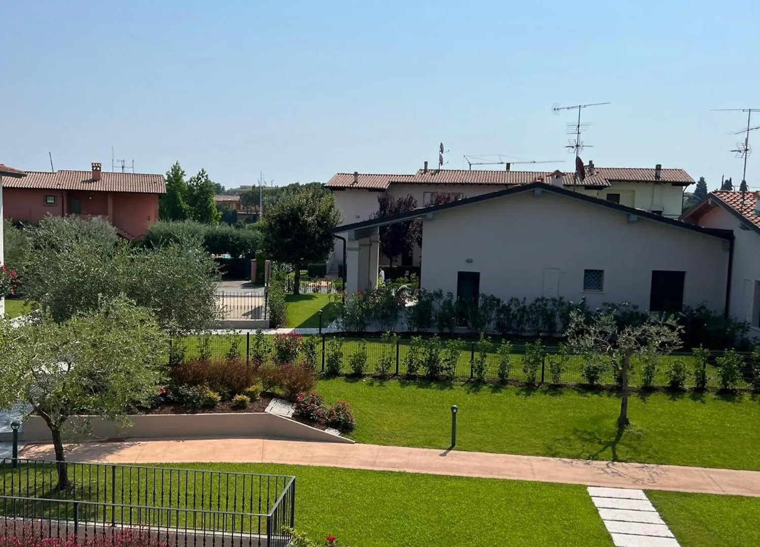 Residence Fiore Rosso Sirmione 0*,