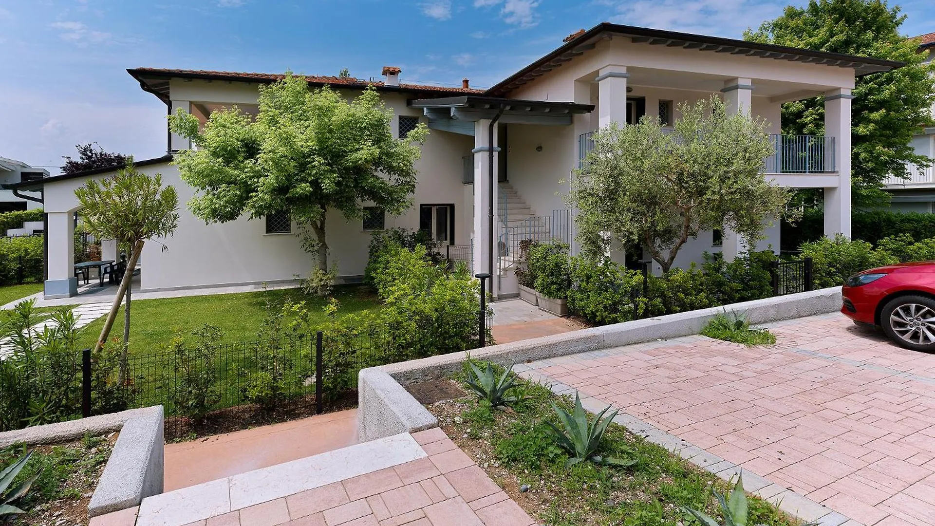 Residence Fiore Rosso Sirmione 0*,