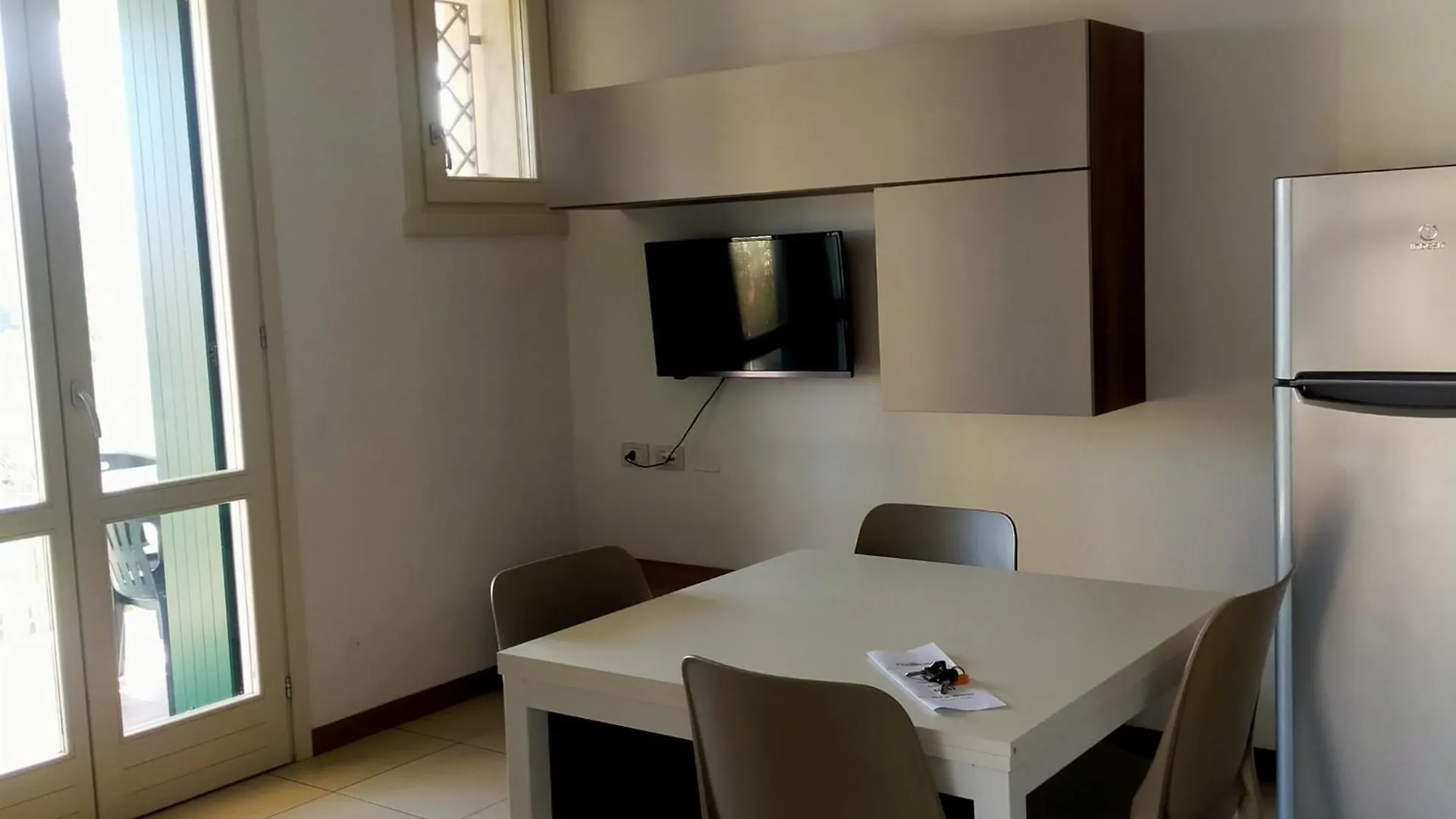 Residence Fiore Rosso Sirmione Apartment