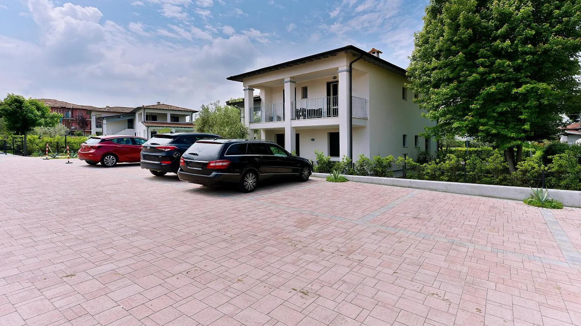 Residence Fiore Rosso Sirmione Apartamento