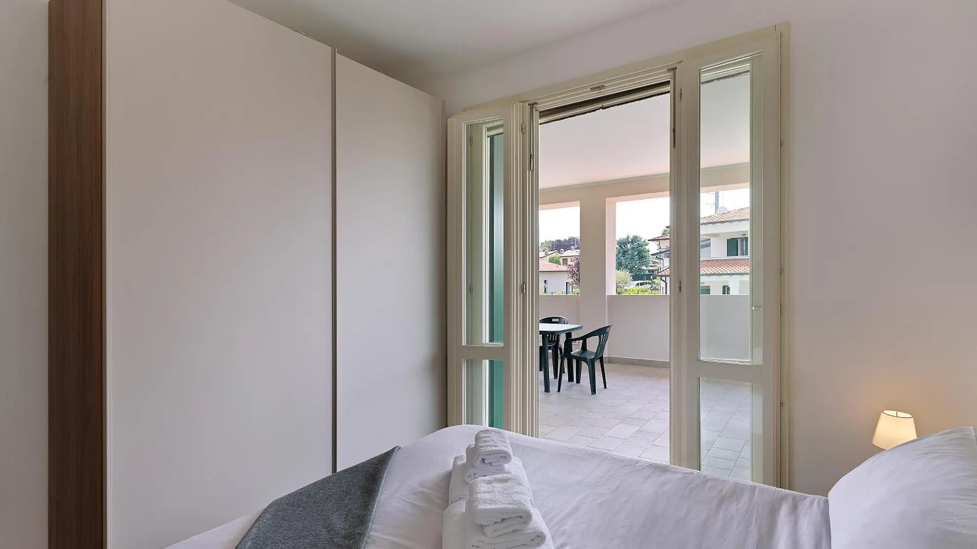 Residence Fiore Rosso Sirmione Italia