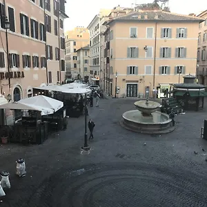 Magia A Campo De' Fiori , Roma Italia